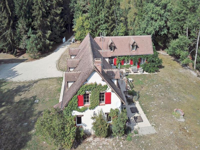 La Taille Haute Chambre Cerf Tigy Exterior foto